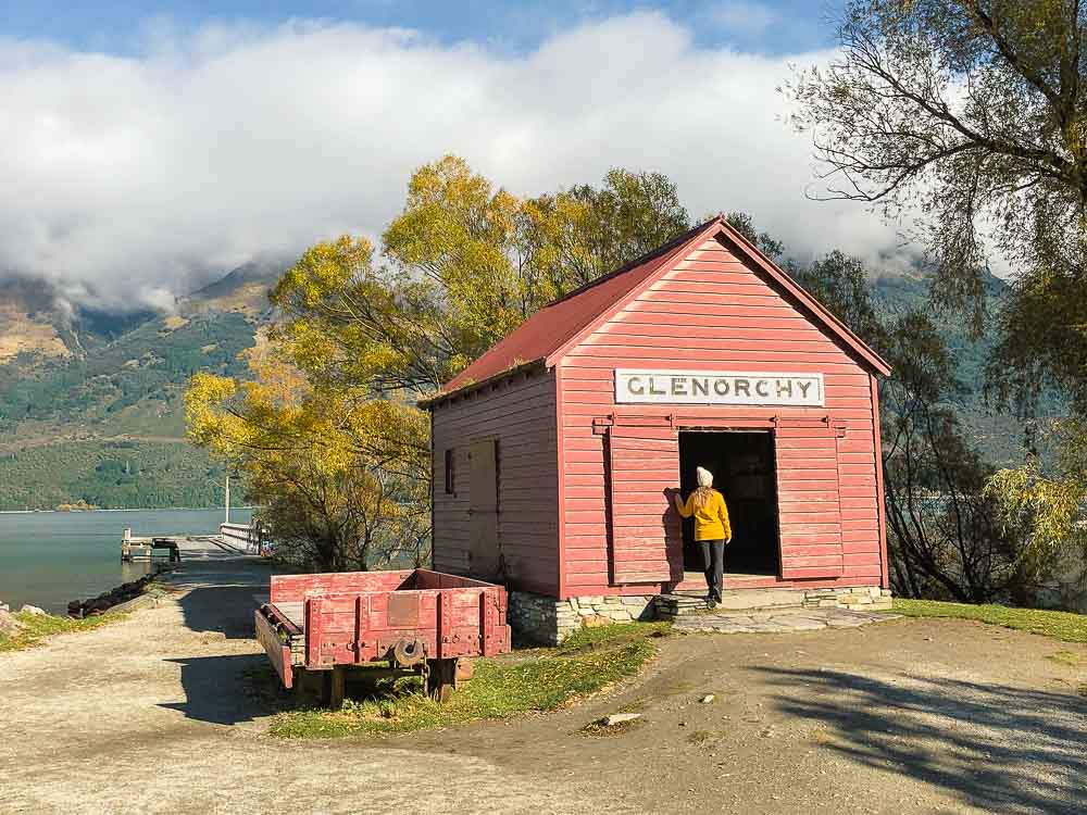red boat shed in Glenorchy